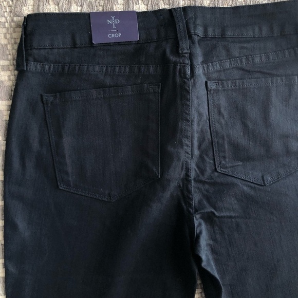 NYDJ rhinestone cuffed crop black pant in size 6 - Picture 11 of 15